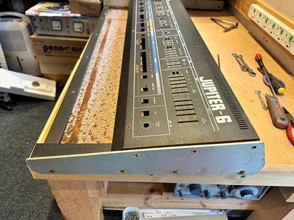 Roland-JP-6 / Jupiter-6 casing